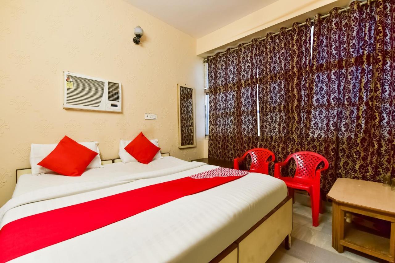 Oyo 72463 Hotel Sunder Palace Джодпур Екстериор снимка