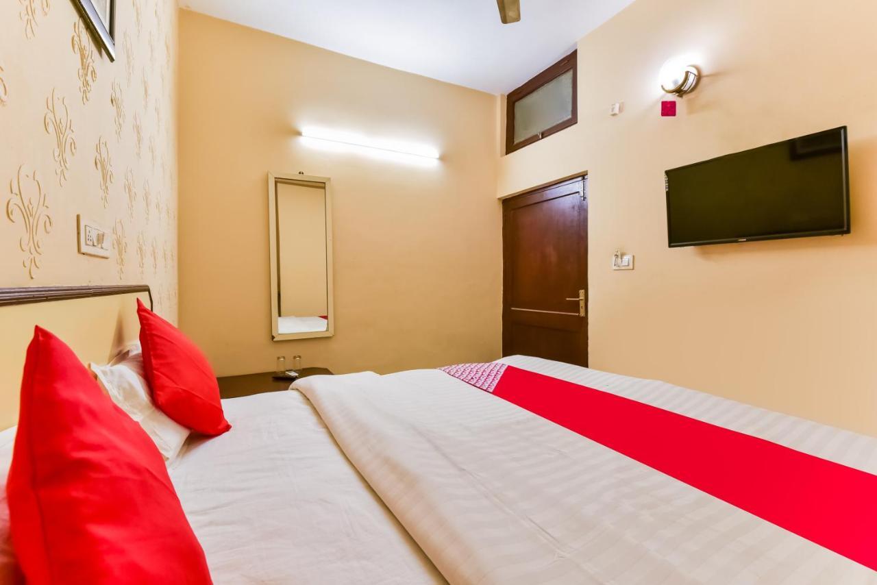 Oyo 72463 Hotel Sunder Palace Джодпур Екстериор снимка