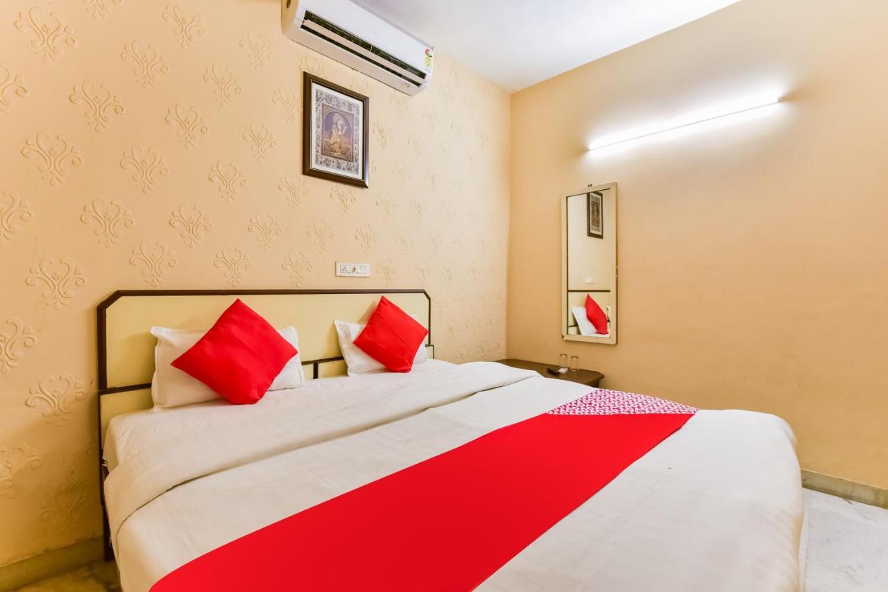 Oyo 72463 Hotel Sunder Palace Джодпур Екстериор снимка