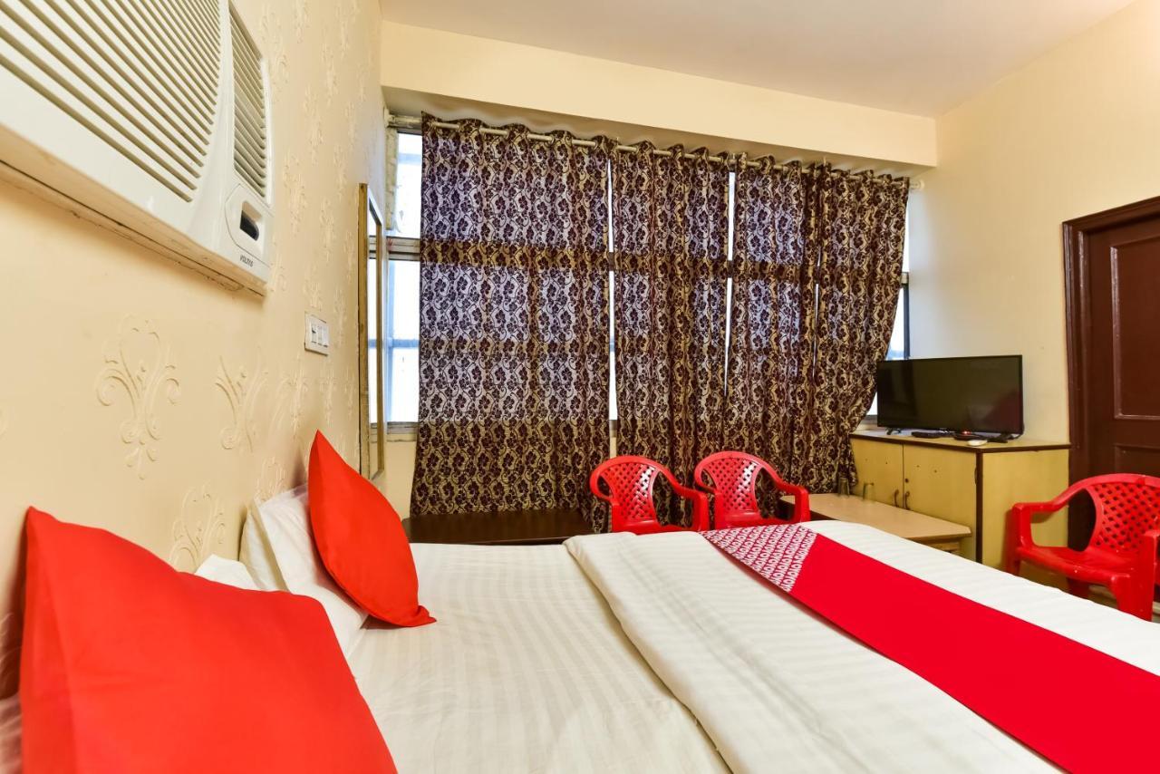 Oyo 72463 Hotel Sunder Palace Джодпур Екстериор снимка